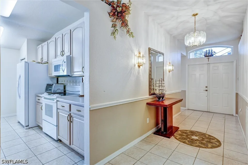 7442 Meldin Court Naples FL 34104