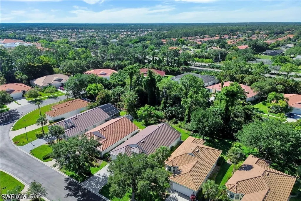 7442 Meldin Court Naples FL 34104