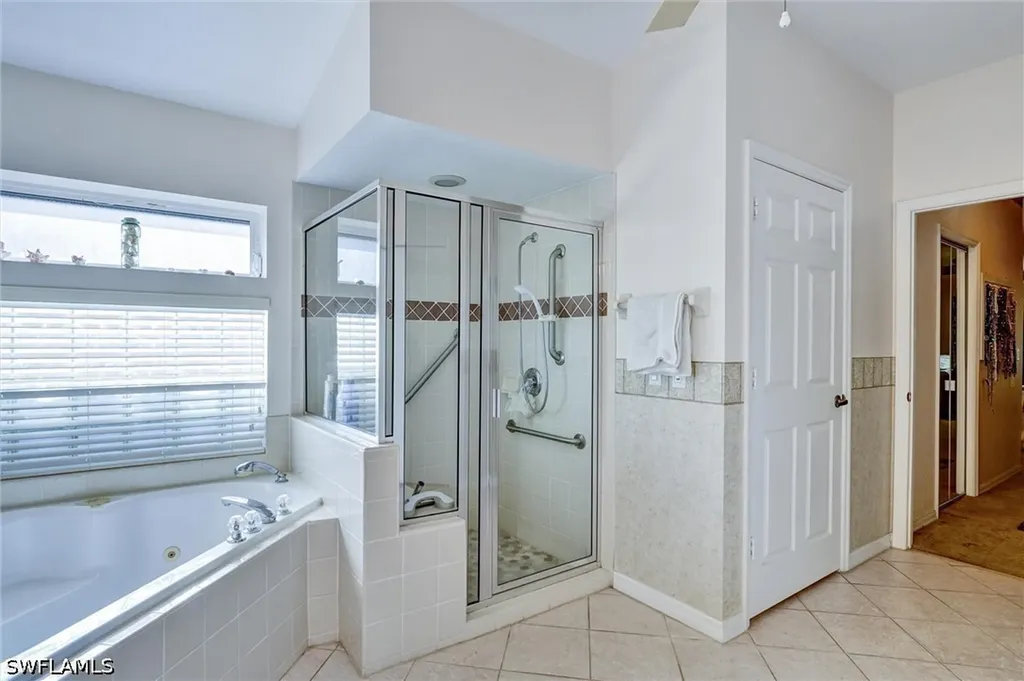 7442 Meldin Court Naples FL 34104