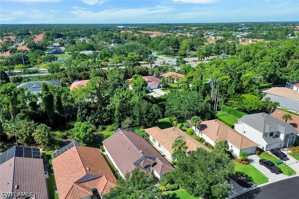 7442 Meldin Court Naples FL 34104