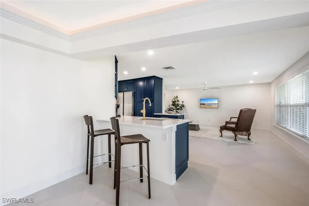 735 Parkview Lane Naples FL 34103