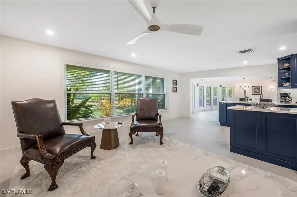 735 Parkview Lane Naples FL 34103