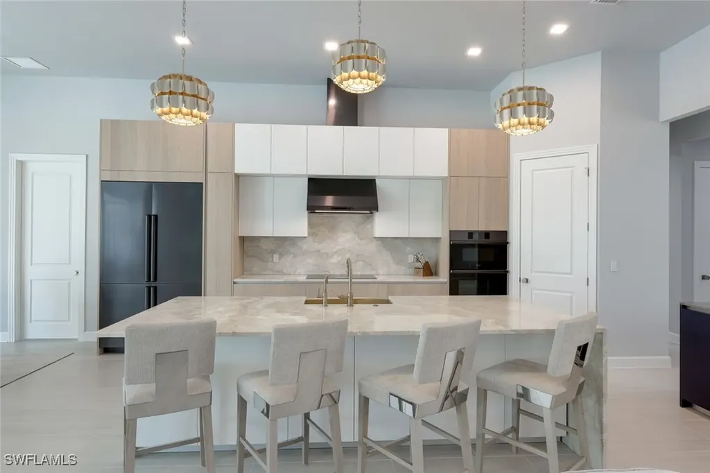 18974 Wildblue Boulevard Fort Myers FL 33913