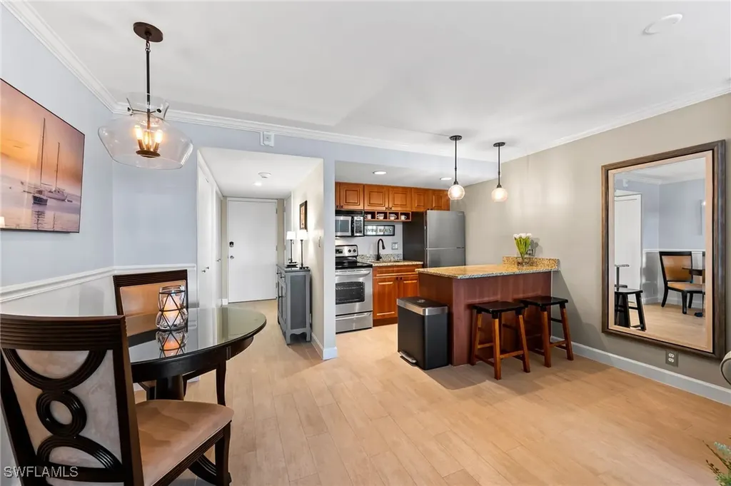 1 Bluebill Avenue Naples FL 34108