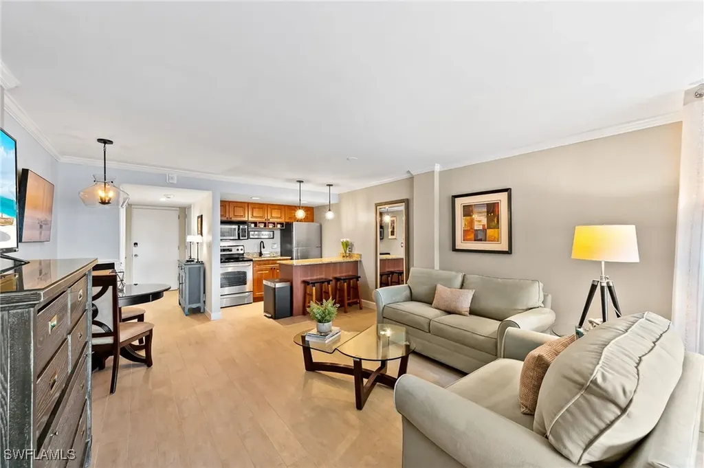 1 Bluebill Avenue Naples FL 34108