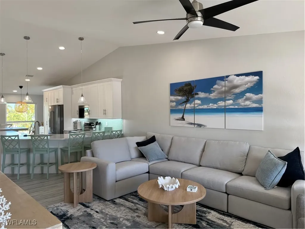 834 Gulf Pavilion Drive Naples FL 34108