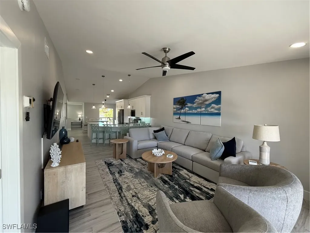 834 Gulf Pavilion Drive Naples FL 34108