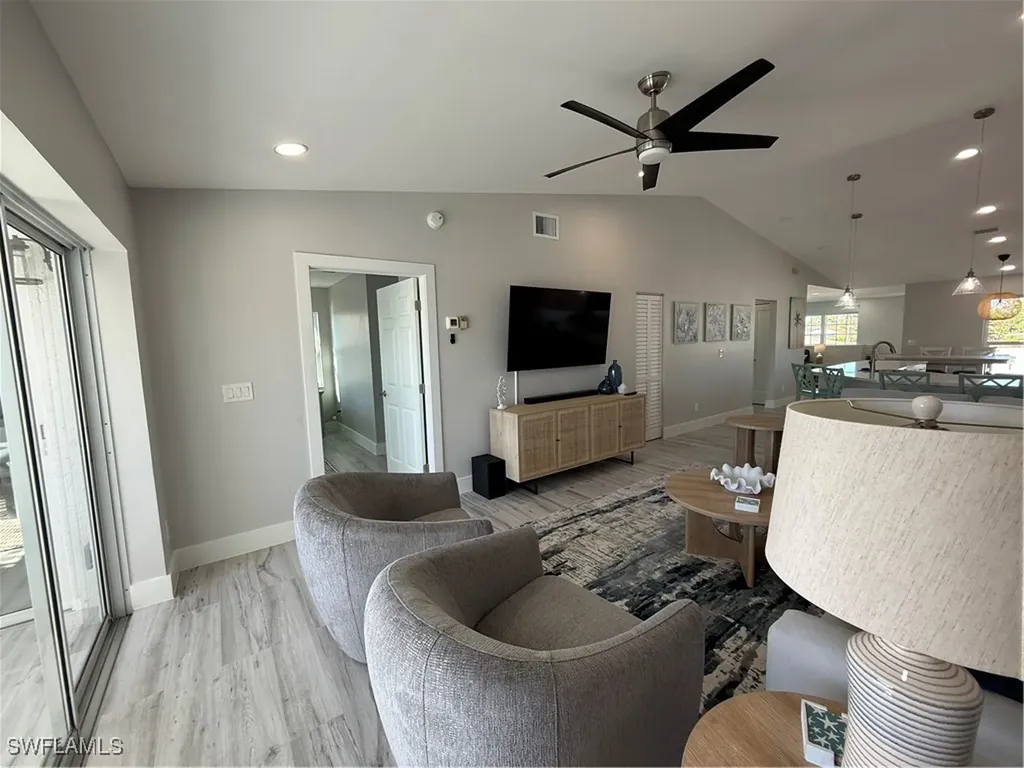 834 Gulf Pavilion Drive Naples FL 34108