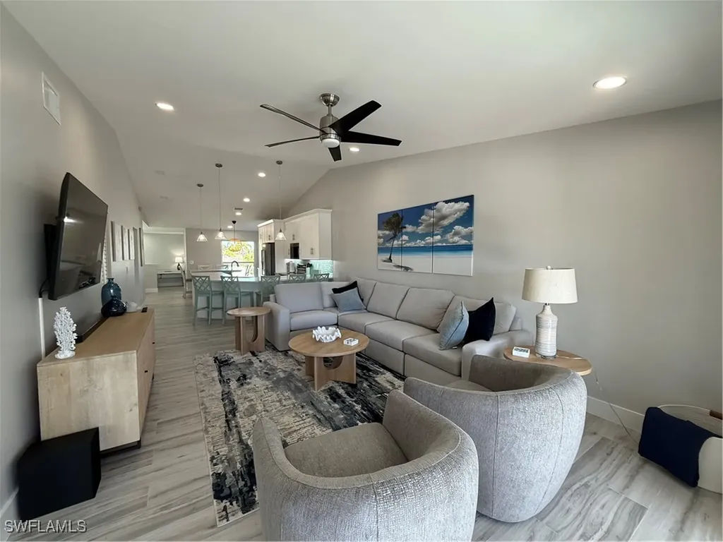 834 Gulf Pavilion Drive Naples FL 34108