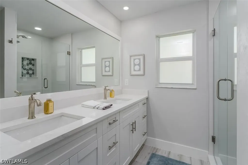834 Gulf Pavilion Drive Naples FL 34108