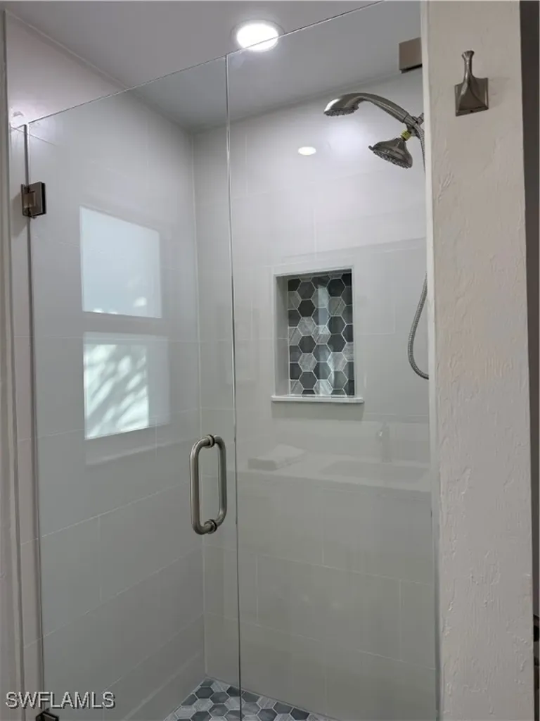 834 Gulf Pavilion Drive Naples FL 34108