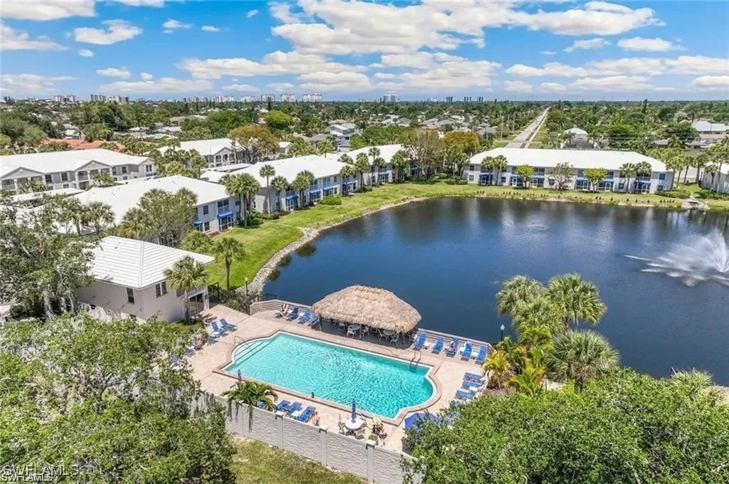 834 Gulf Pavilion Drive Naples FL 34108