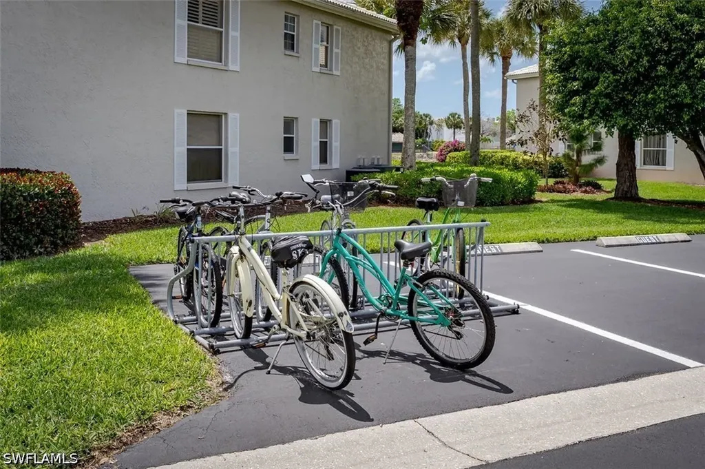 834 Gulf Pavilion Drive Naples FL 34108