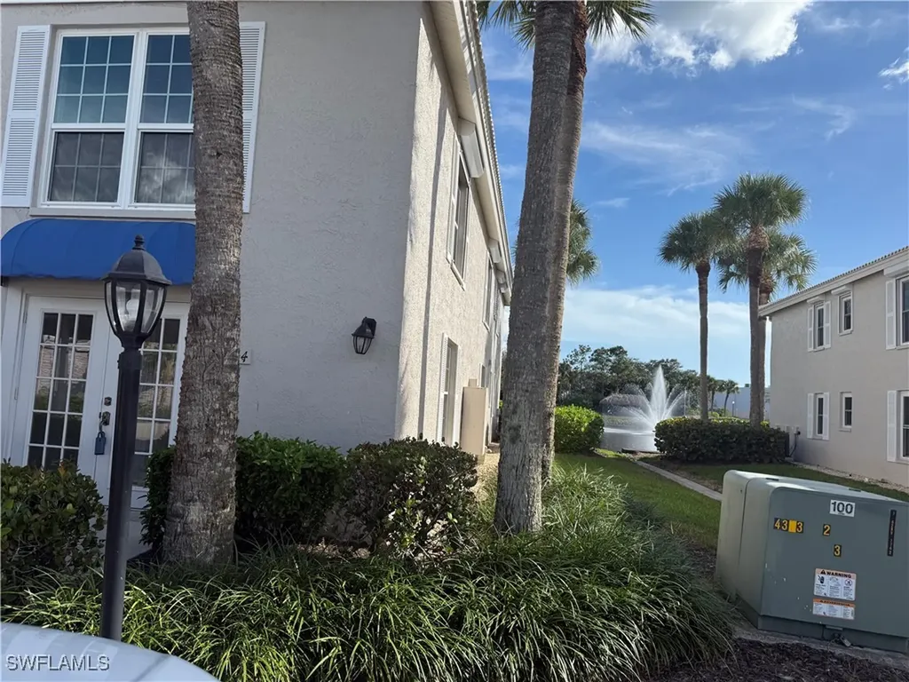 834 Gulf Pavilion Drive Naples FL 34108