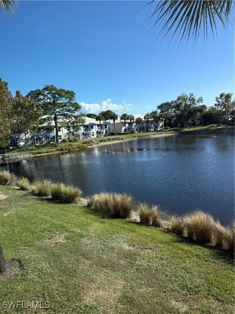 834 Gulf Pavilion Drive Naples FL 34108