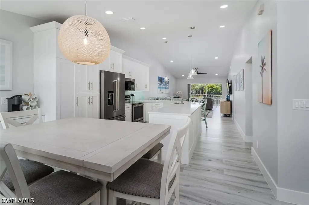 834 Gulf Pavilion Drive Naples FL 34108