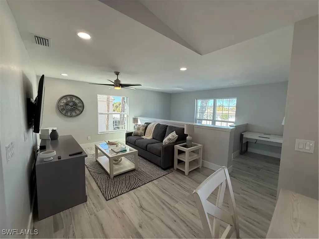 834 Gulf Pavilion Drive Naples FL 34108