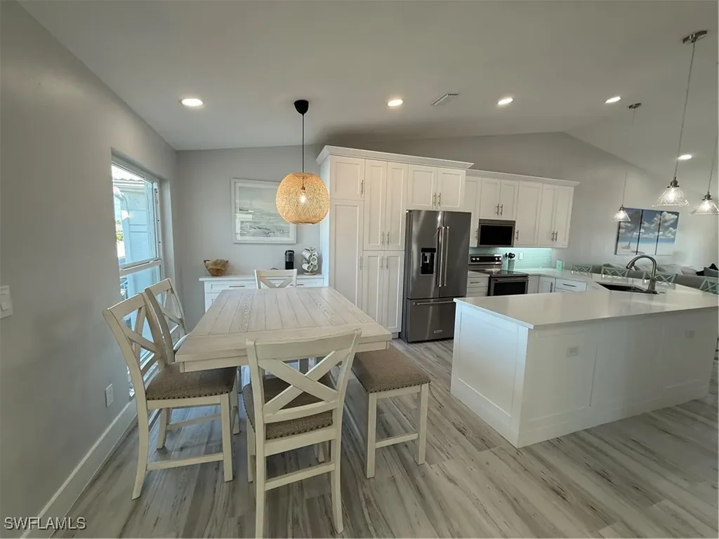 834 Gulf Pavilion Drive Naples FL 34108