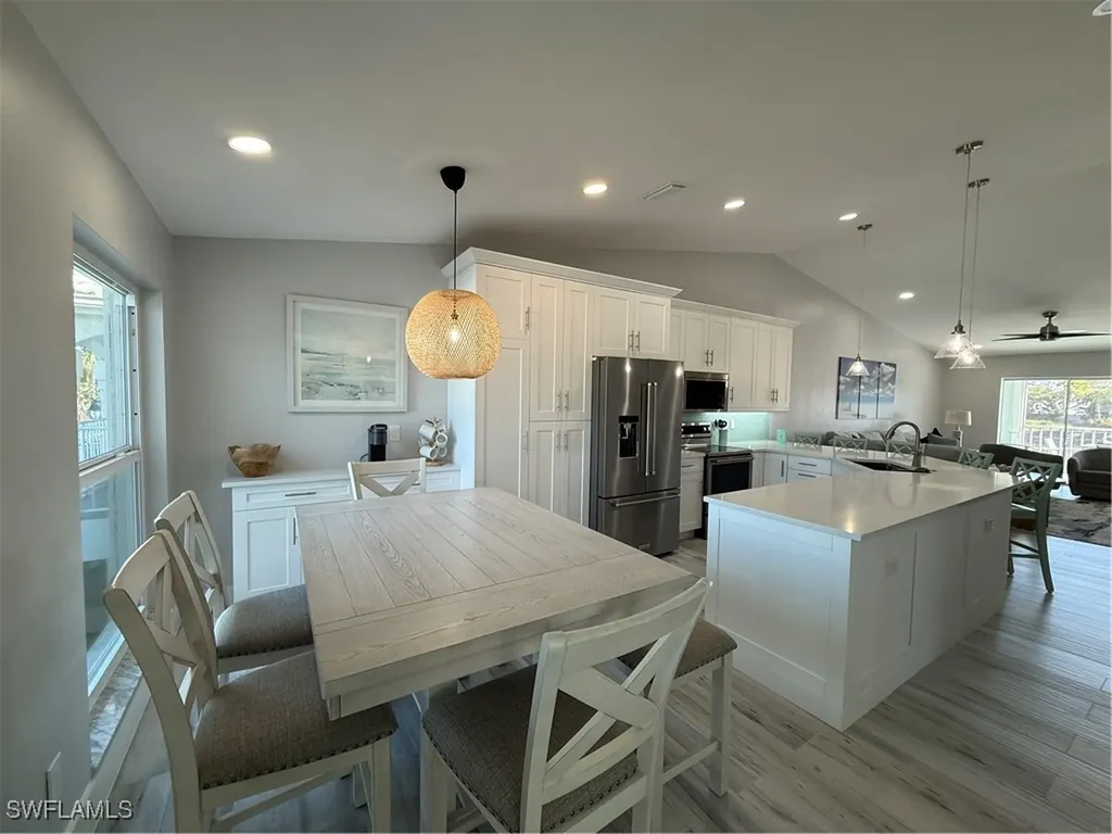 834 Gulf Pavilion Drive Naples FL 34108