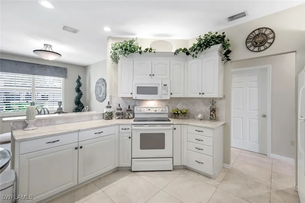 5924 Sand Wedge Lane Naples FL 34110