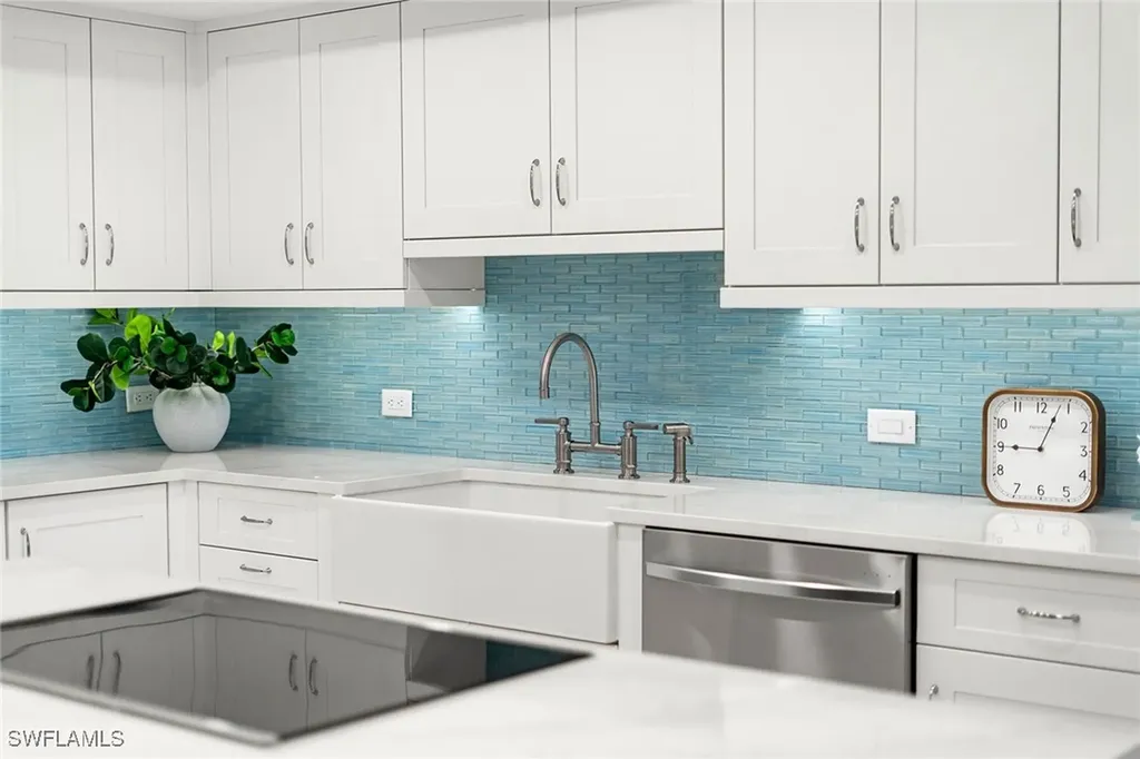 1919 Gulf Shore Boulevard N Naples FL 34102