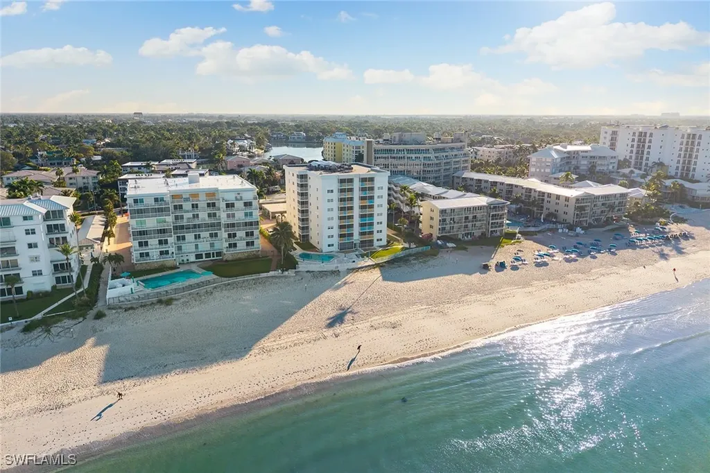 1919 Gulf Shore Boulevard N Naples FL 34102