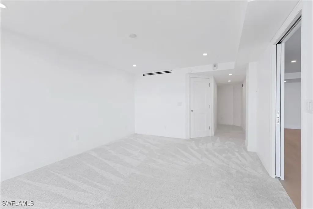 2388 Gulf Shore Boulevard N Naples FL 34103