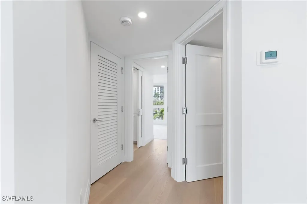 2388 Gulf Shore Boulevard N Naples FL 34103