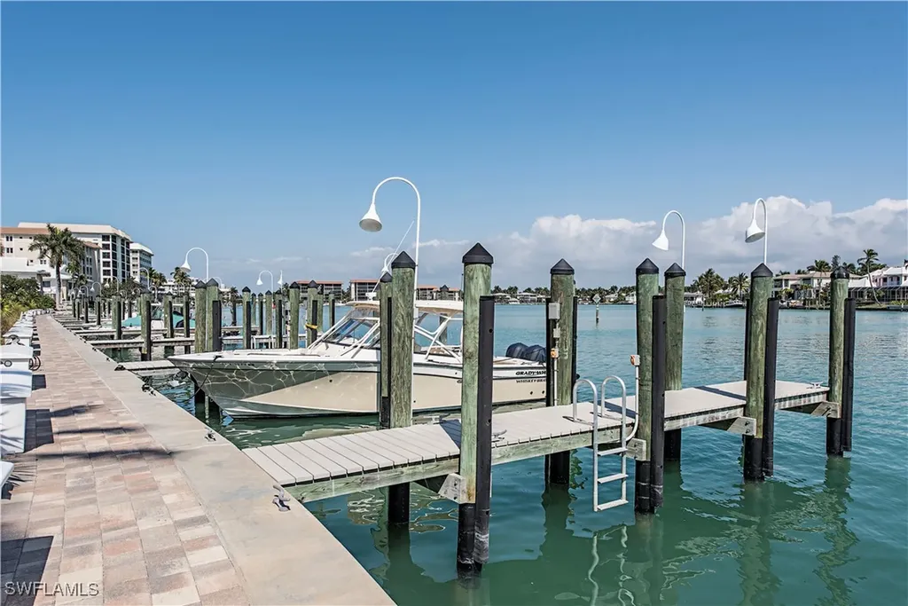 2388 Gulf Shore Boulevard N Naples FL 34103