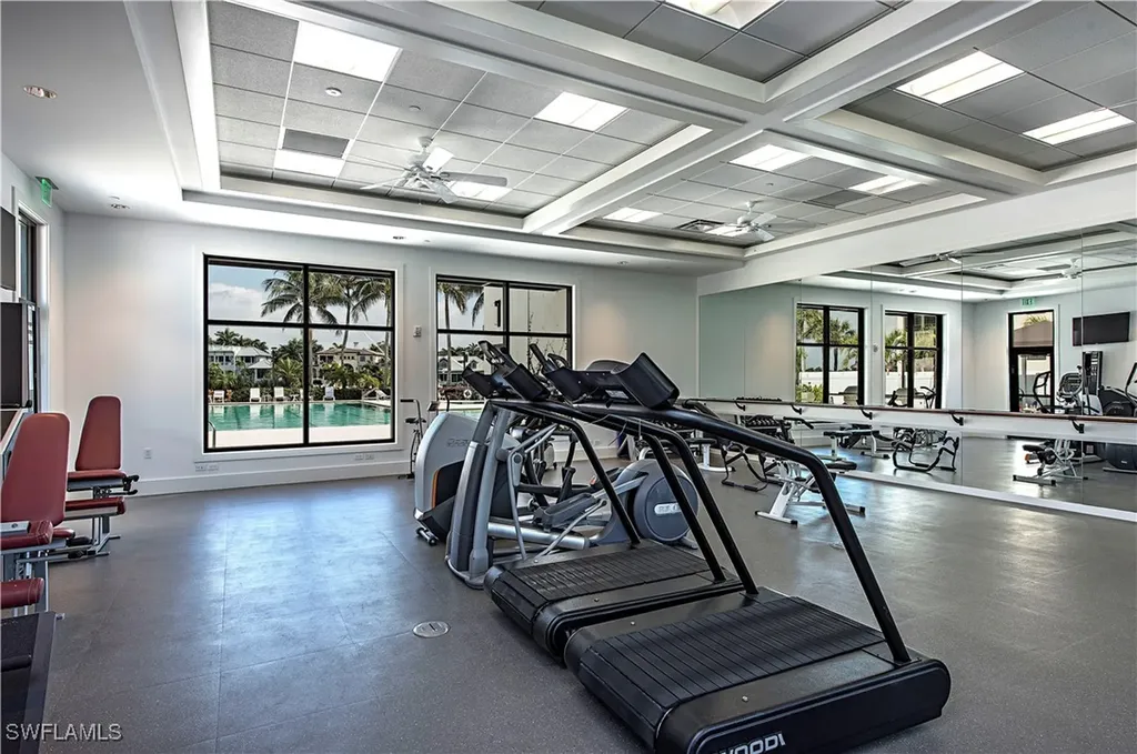 2388 Gulf Shore Boulevard N Naples FL 34103