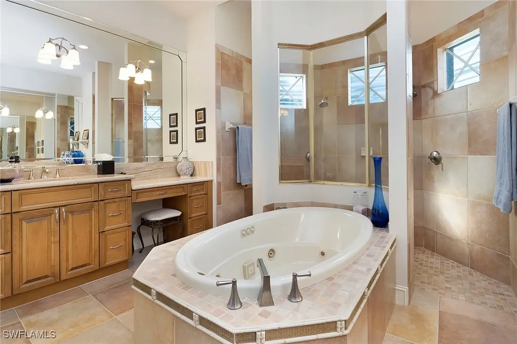 93 S Seas Court Marco Island FL 34145