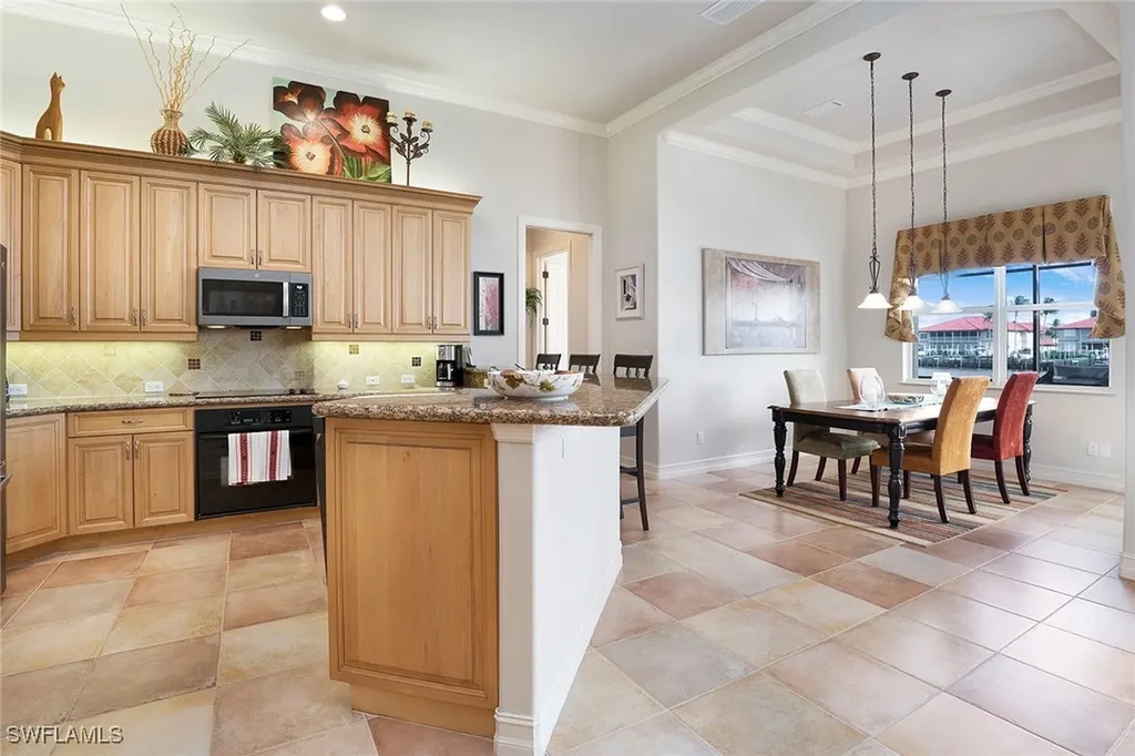 93 S Seas Court Marco Island FL 34145