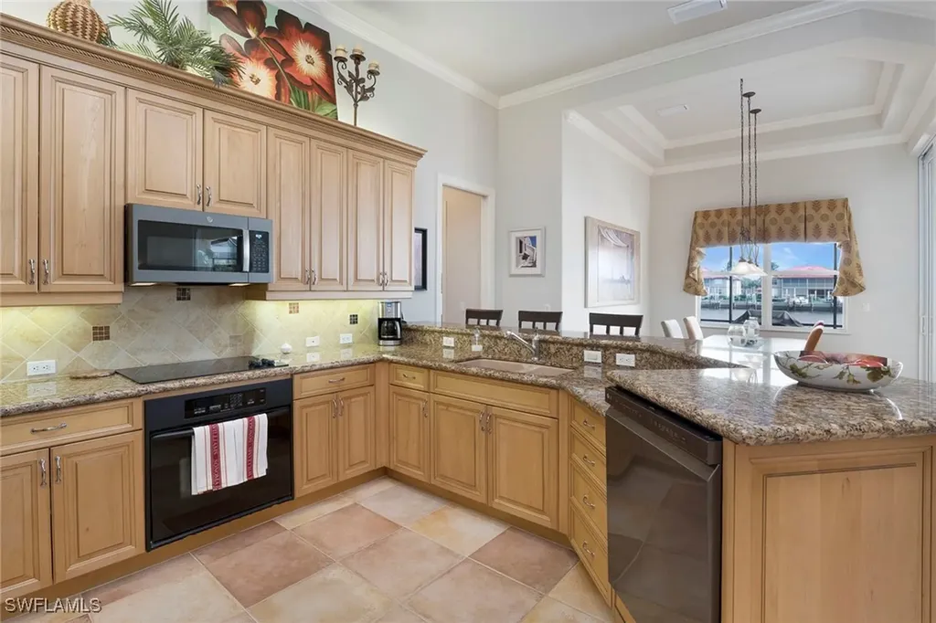 93 S Seas Court Marco Island FL 34145