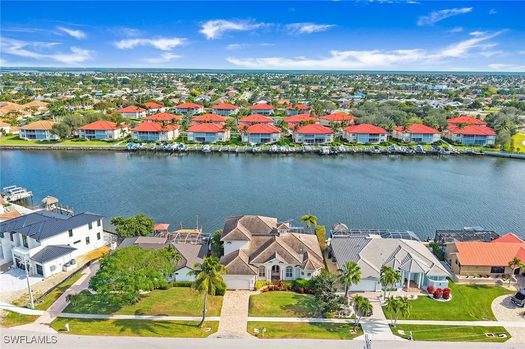 93 S Seas Court Marco Island FL 34145