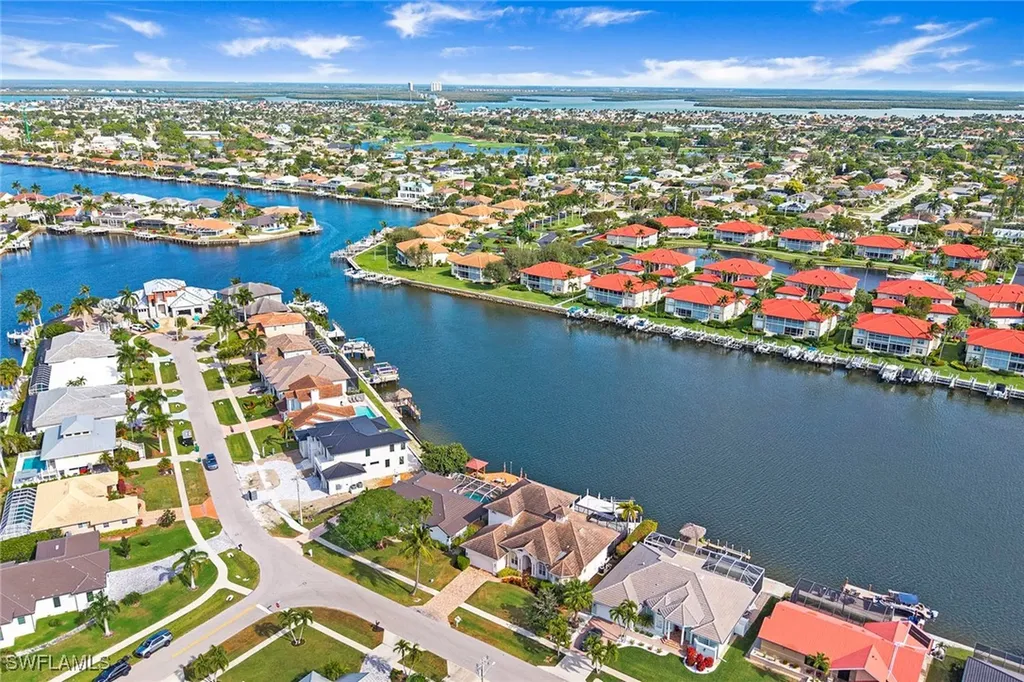 93 S Seas Court Marco Island FL 34145