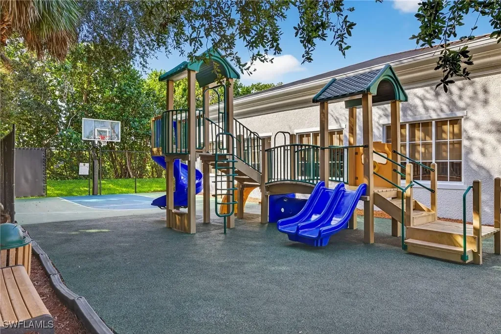 1090 Egrets Walk Circle Naples FL 34108