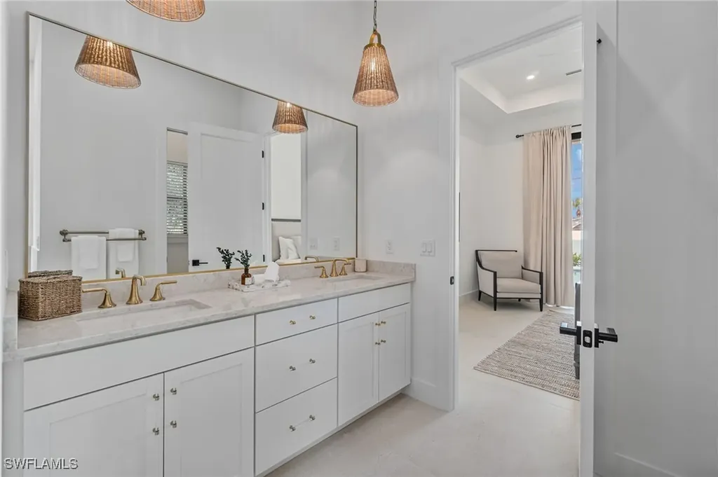 803 96th Avenue N Naples FL 34108