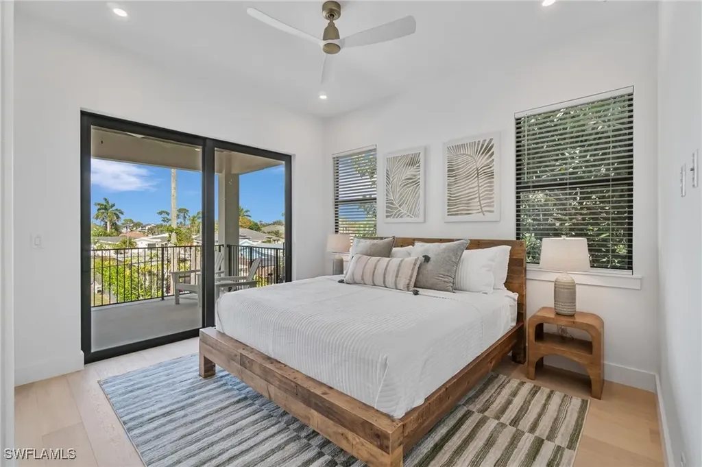 803 96th Avenue N Naples FL 34108