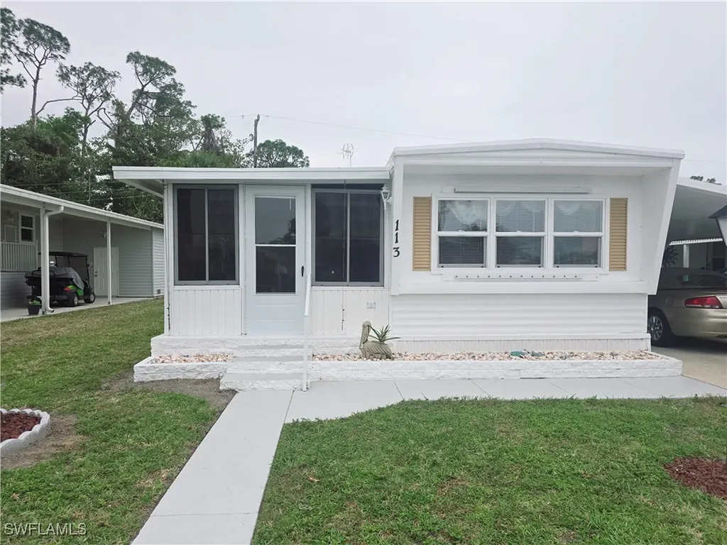 113 Enchanting Boulevard Naples FL 34112