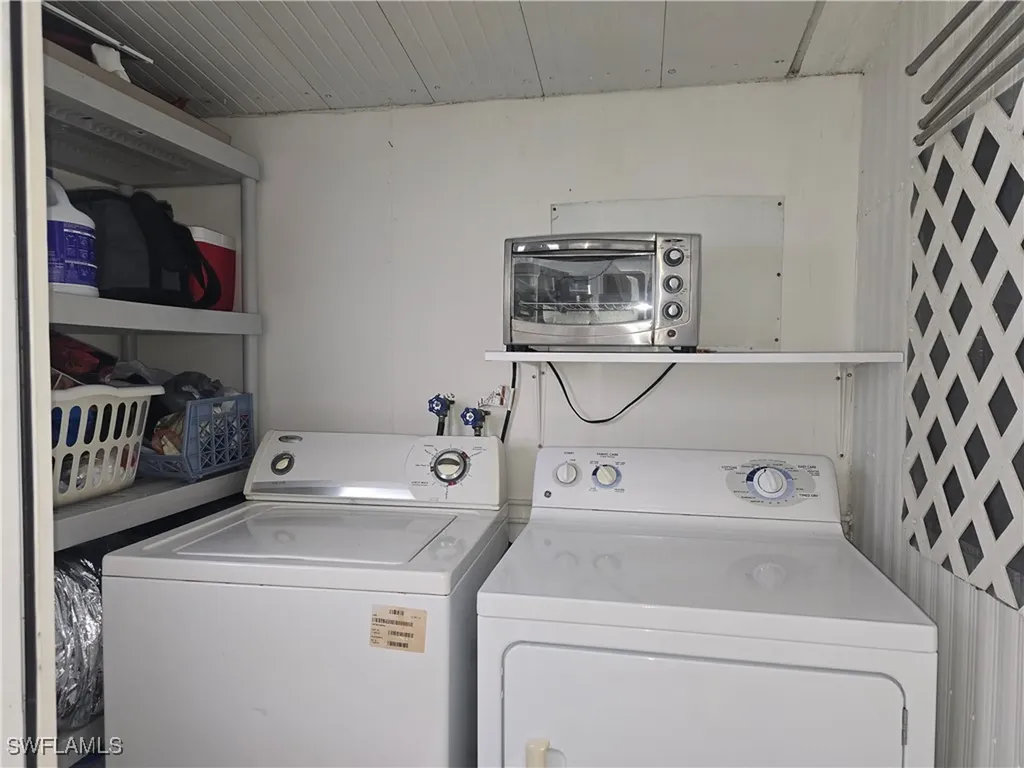 113 Enchanting Boulevard Naples FL 34112