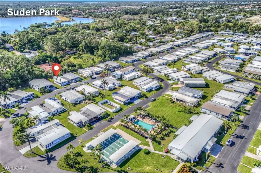 113 Enchanting Boulevard Naples FL 34112