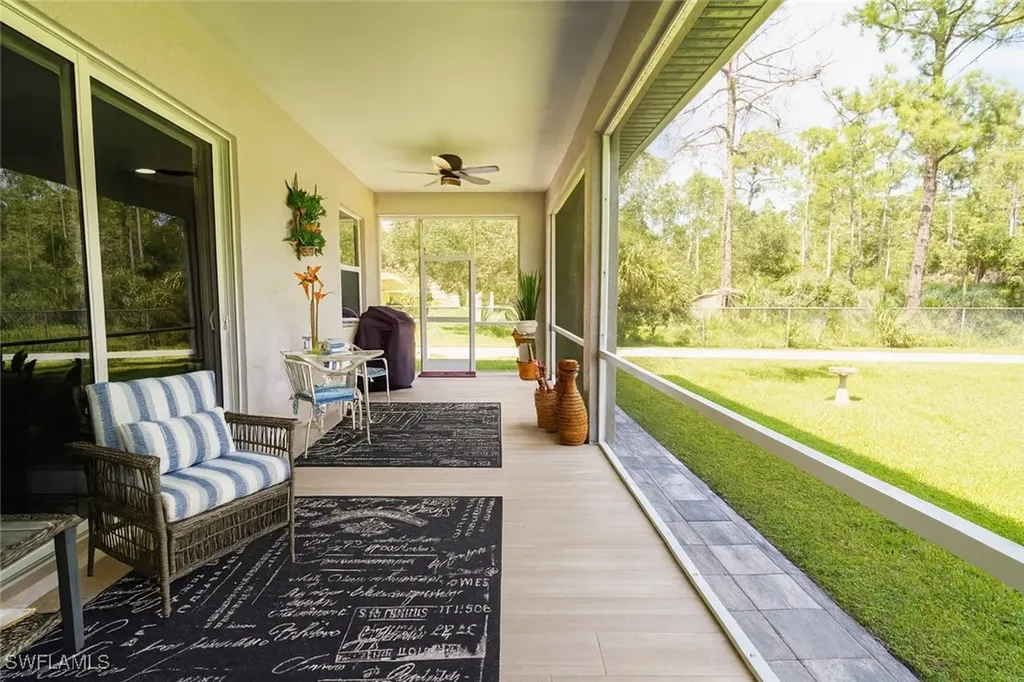 3068 2nd Street NW Naples FL 34120