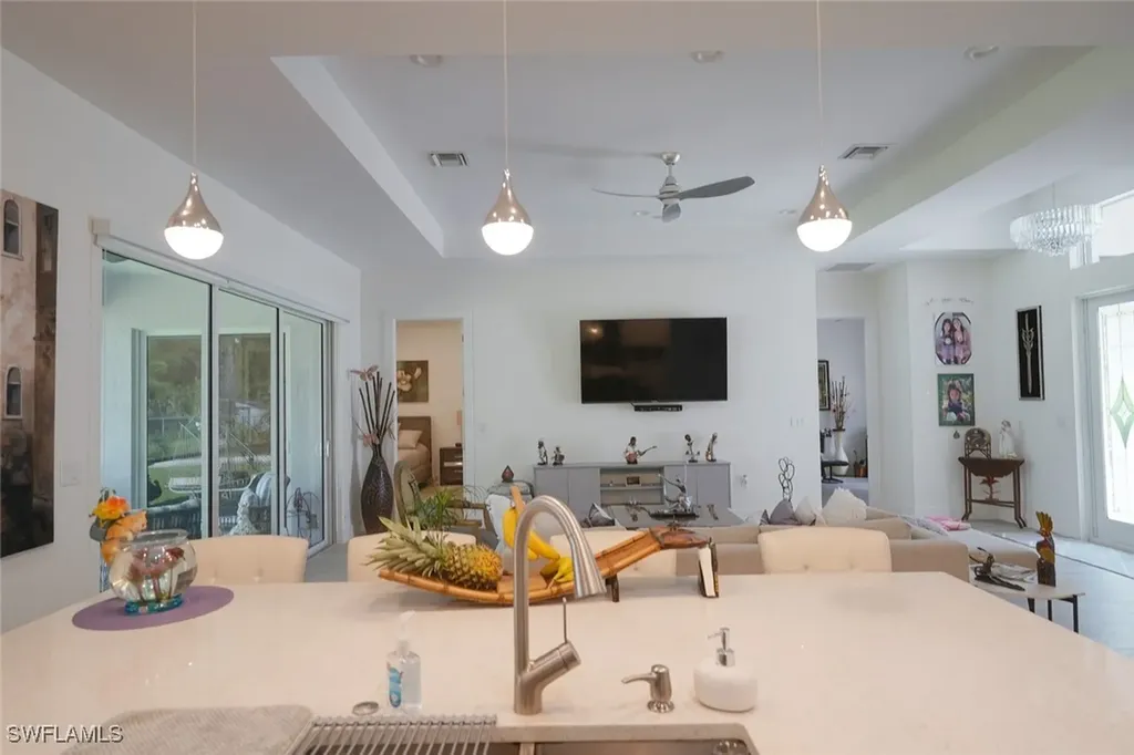 3068 2nd Street NW Naples FL 34120