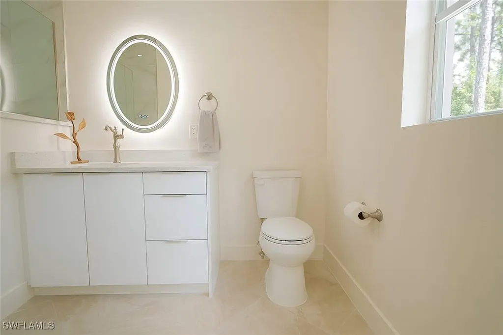 3068 2nd Street NW Naples FL 34120