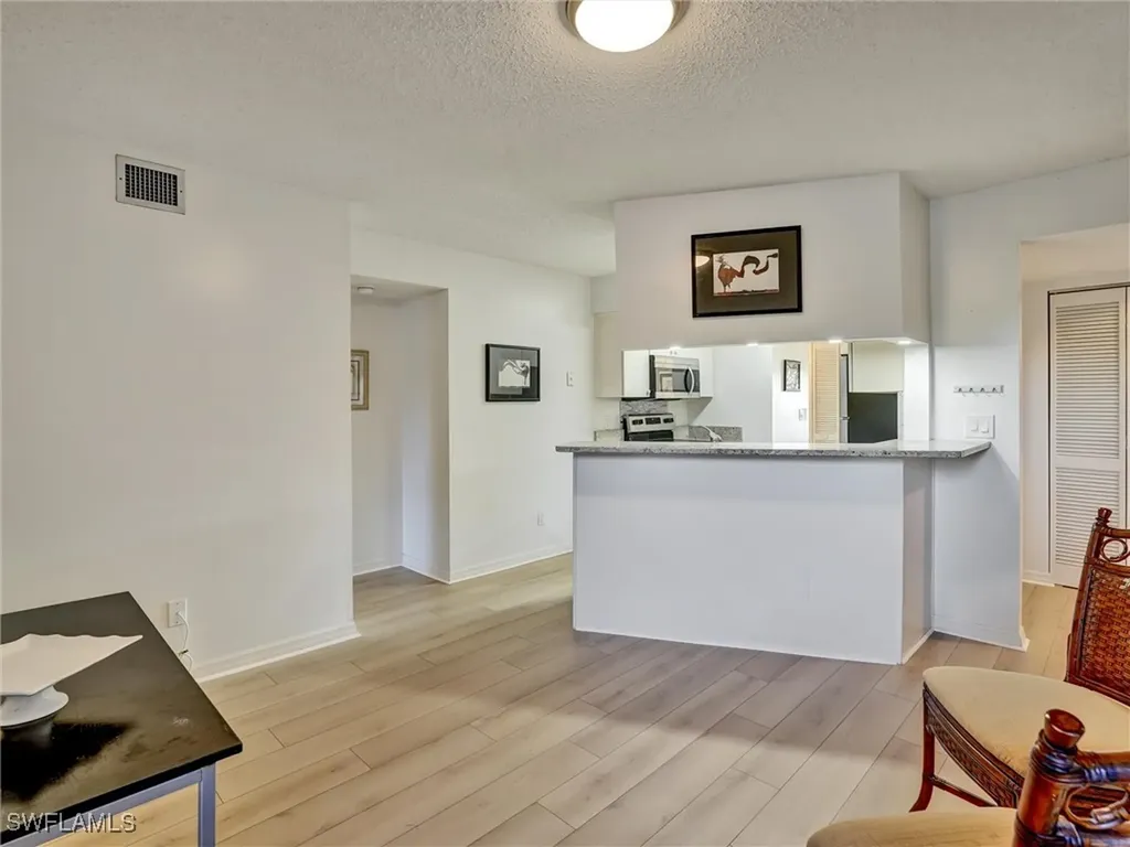 114 Cypress Way E Naples FL 34110