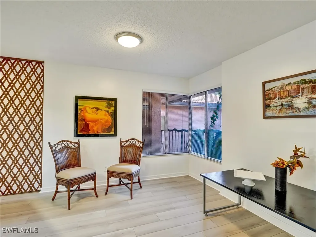 114 Cypress Way E Naples FL 34110