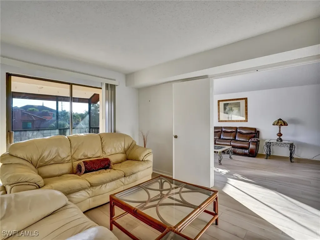 114 Cypress Way E Naples FL 34110