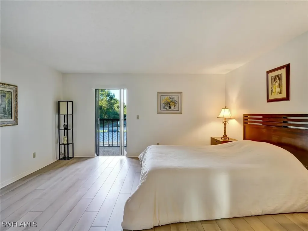 114 Cypress Way E Naples FL 34110
