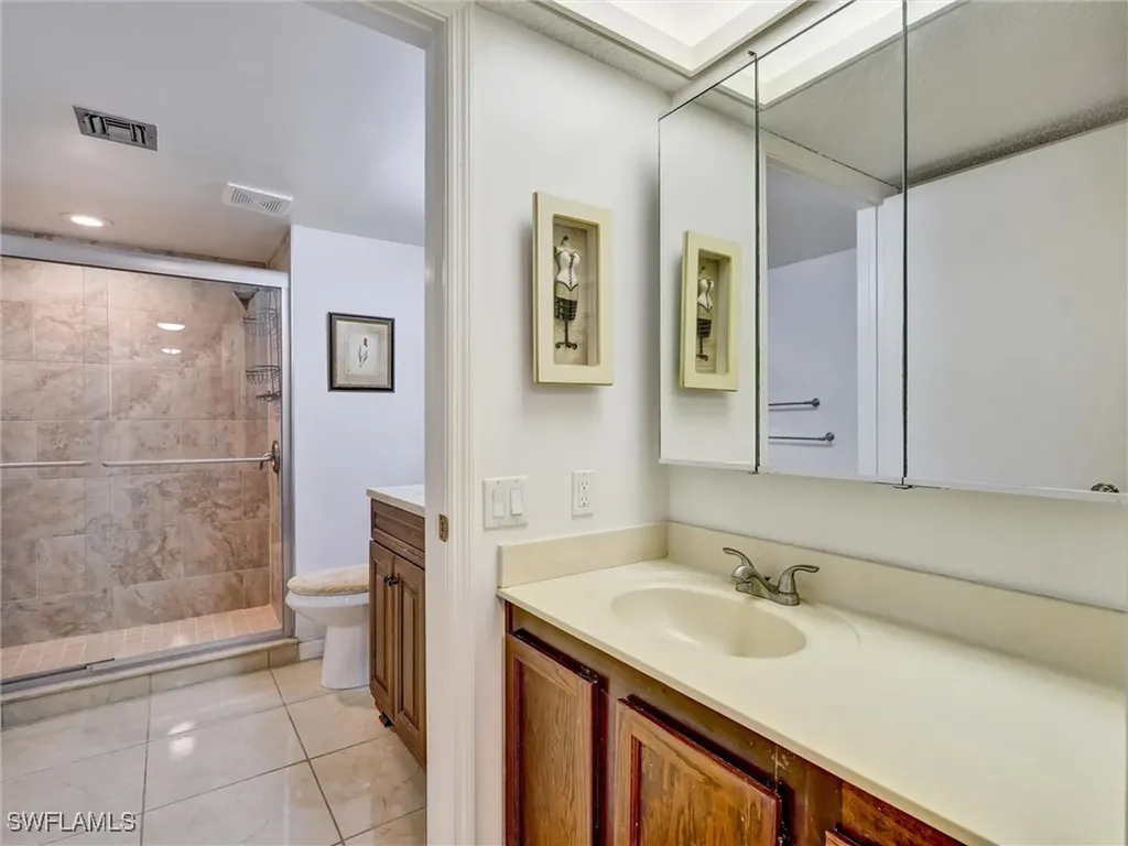 114 Cypress Way E Naples FL 34110