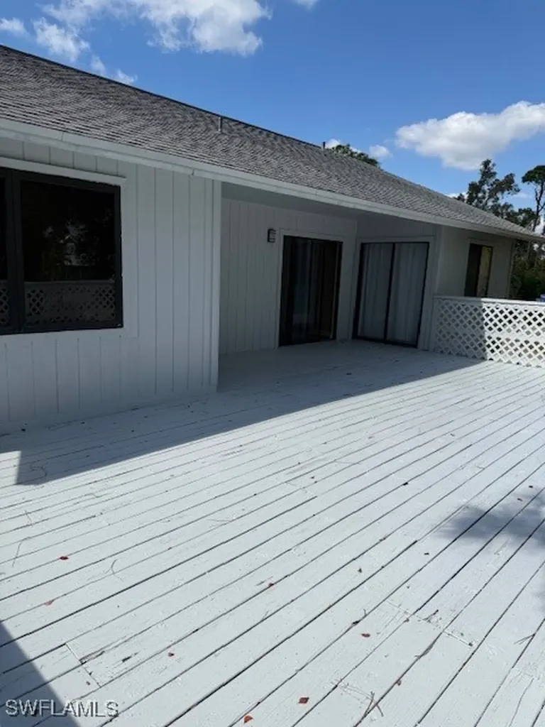8198 Lark Lane Fort Myers FL 33967